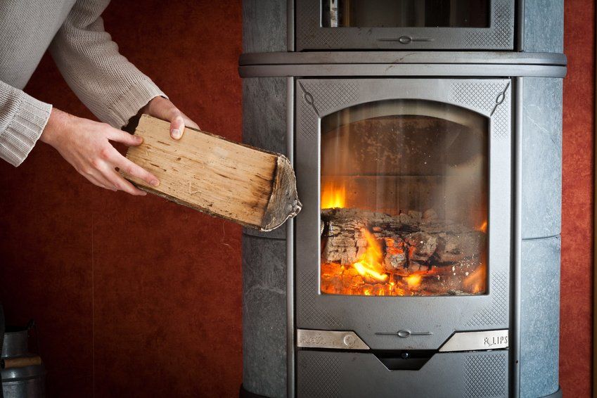 Conduit de fumée pour les appareils de chauffage : du poele à bois en inox  à la cheminée